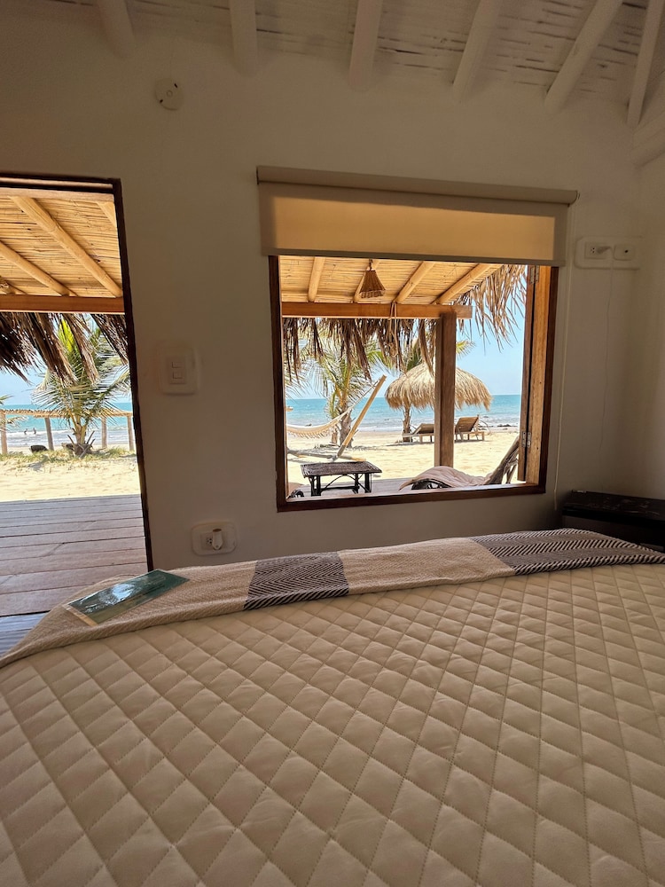 Superior Bungalow, 1 Bedroom, Beach View photo 1