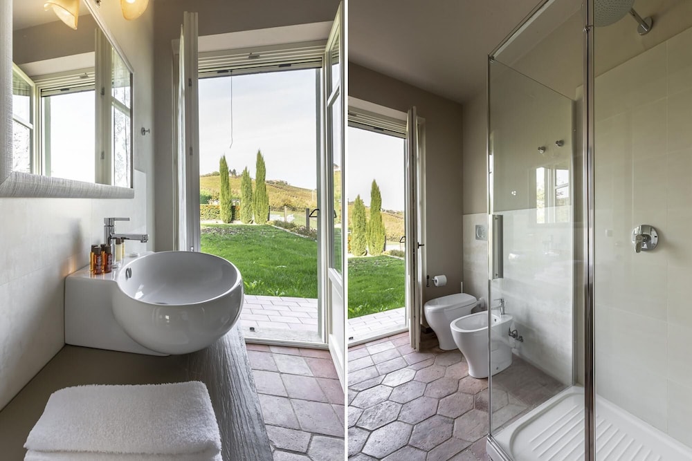 Villa photo 3