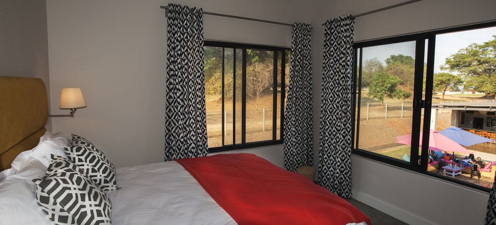 Standard Double Room, Corner