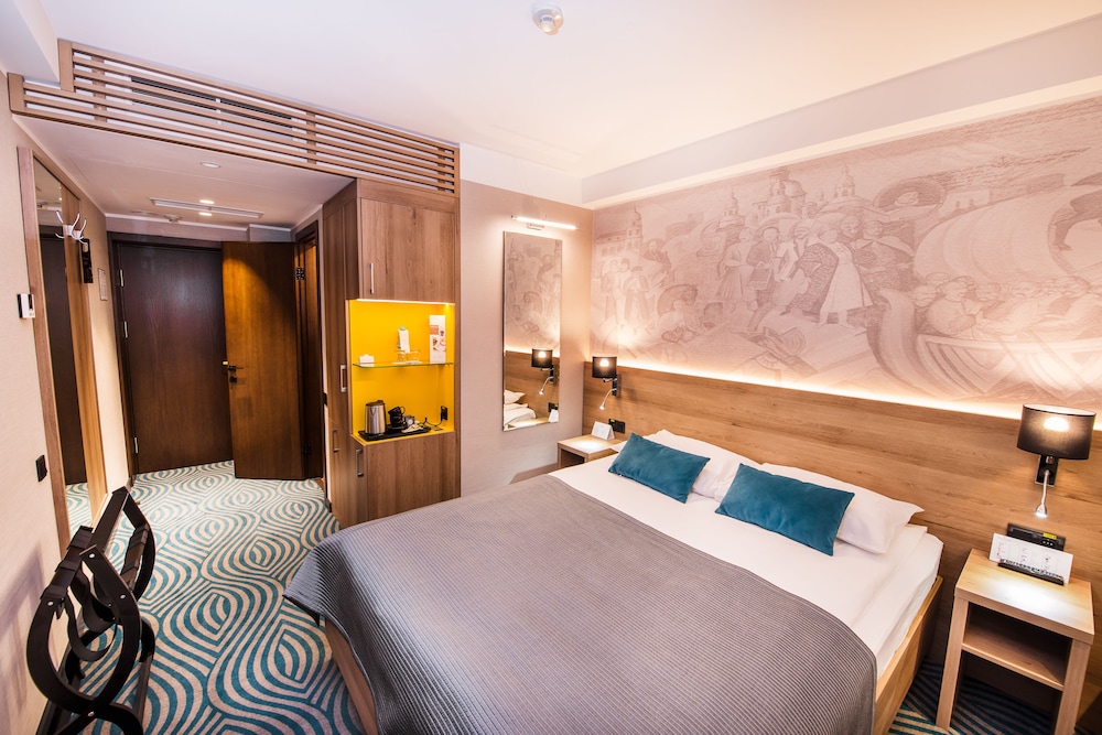 Premier Business Double room photo 1