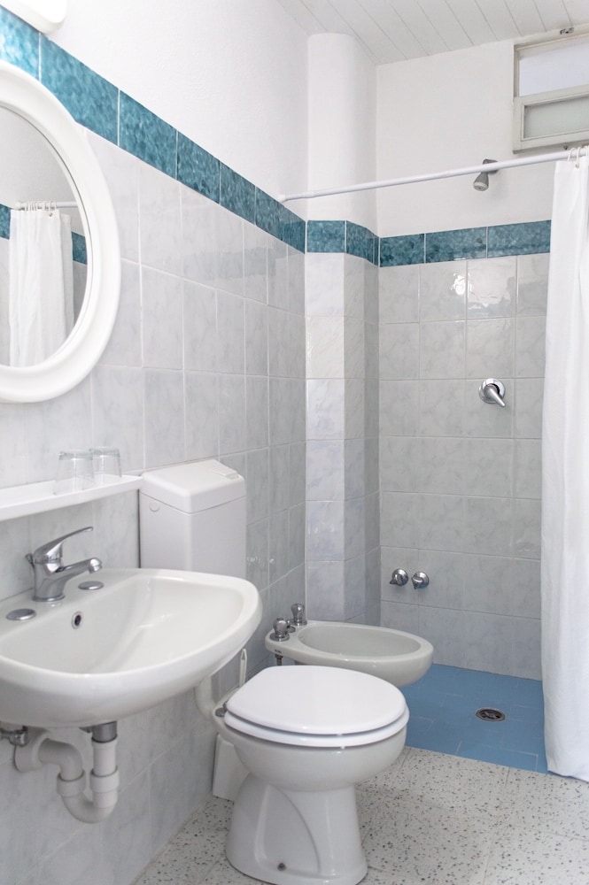 Double Room, Sea View - Photo 2