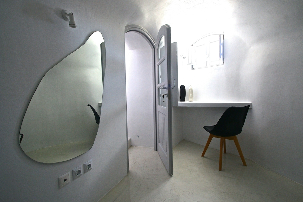 Two Bedroom Sea View Villa with Hot Tub - Fourni