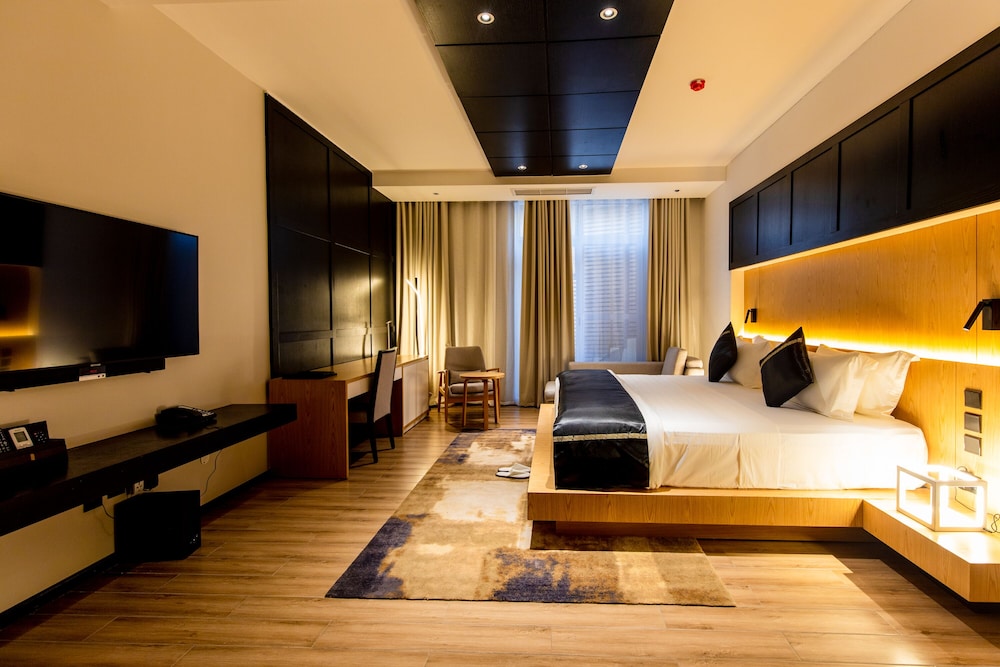 Executive Room, 1 King Bed photo 2