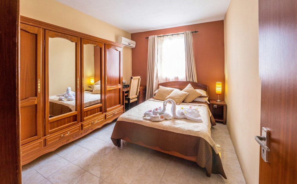 Apartment, Sea View