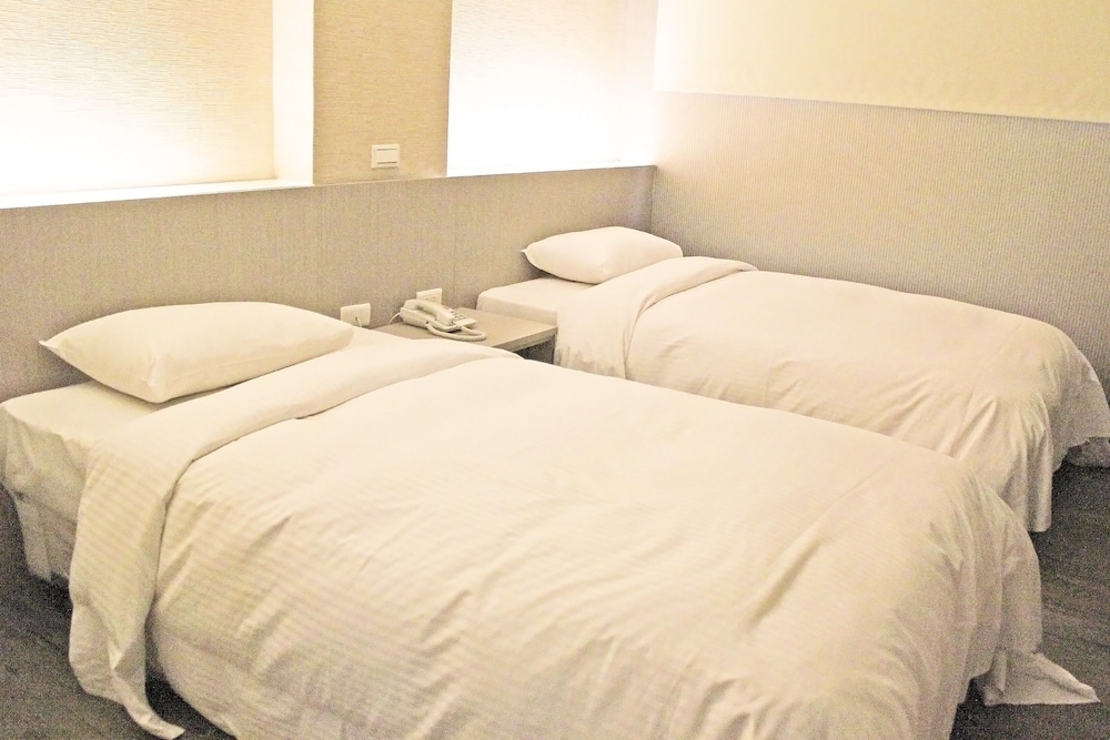 Business Twin Room (G) photo 2
