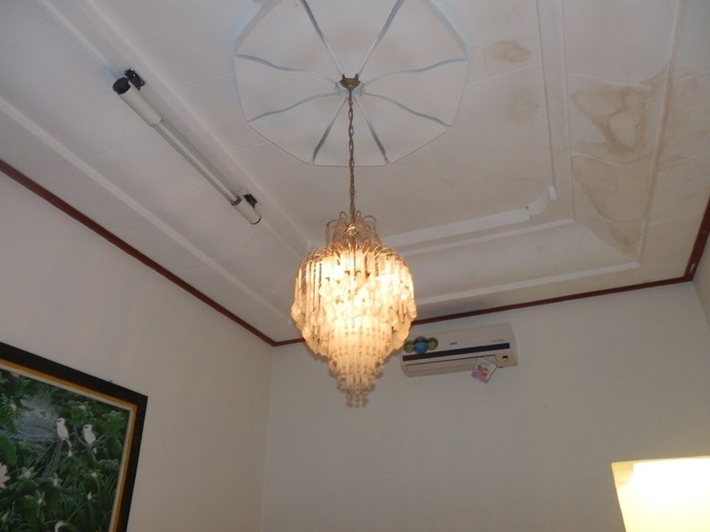 Standard Room (with AC) photo 2