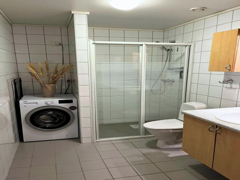 Free Parking Space, Balcony, Prime Location, Billede 10