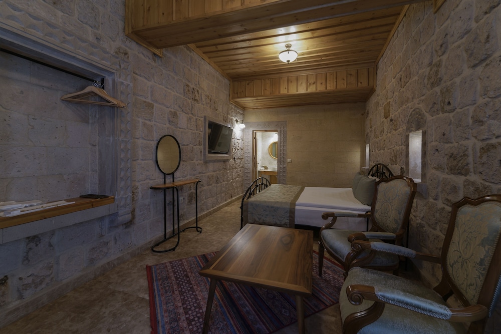 Stone Standard Double Room - Photo 1