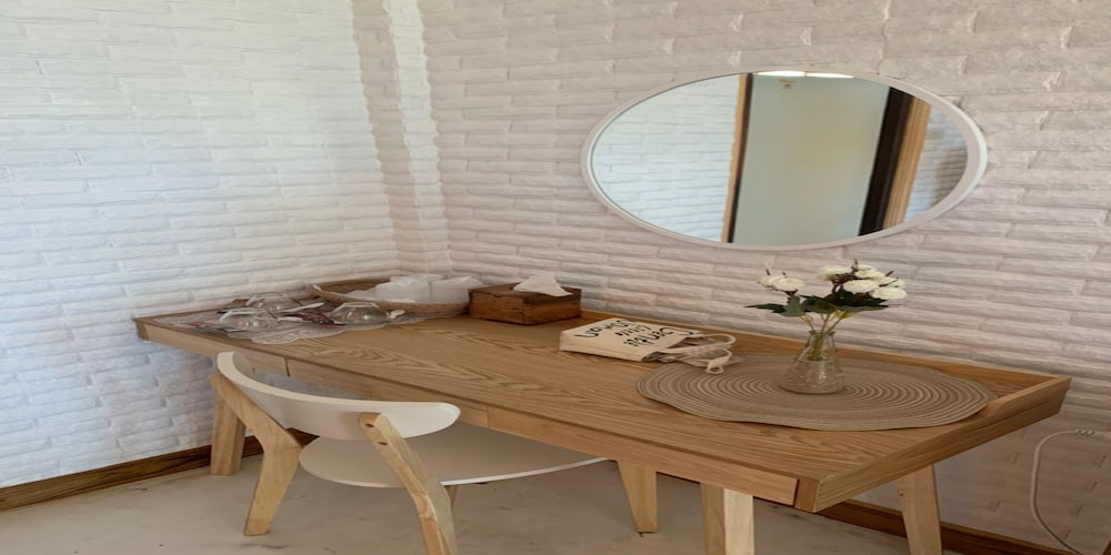Beachfront Triple Room - Photo 2