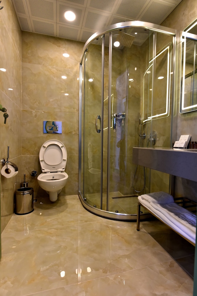 Standard Twin Room, Sea View - Photo 4