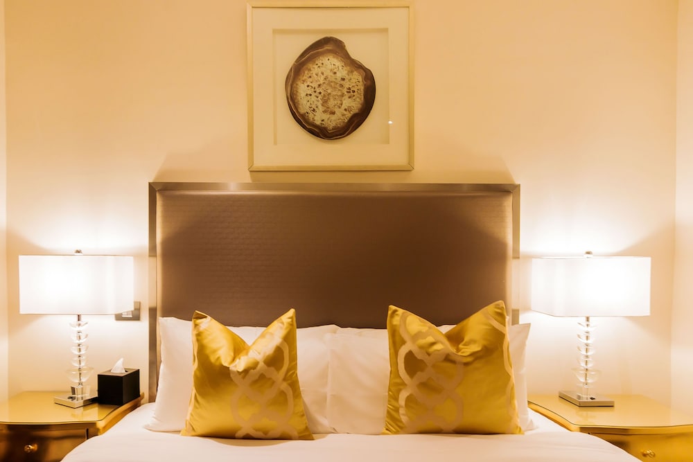Executive Suite photo 1