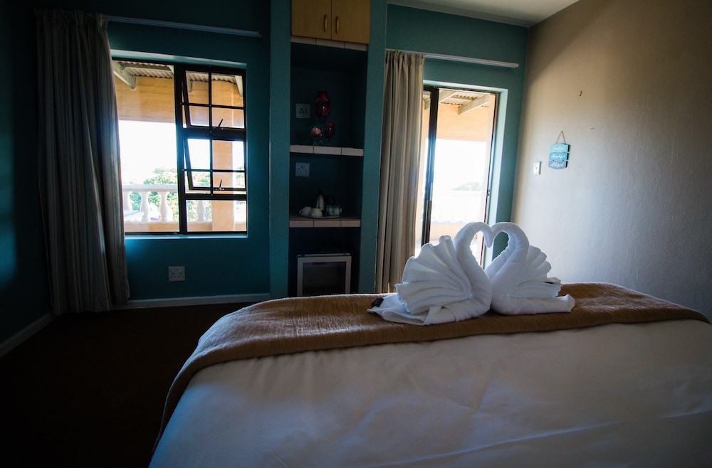 Honeymoon Room, Partial Sea View photo 1