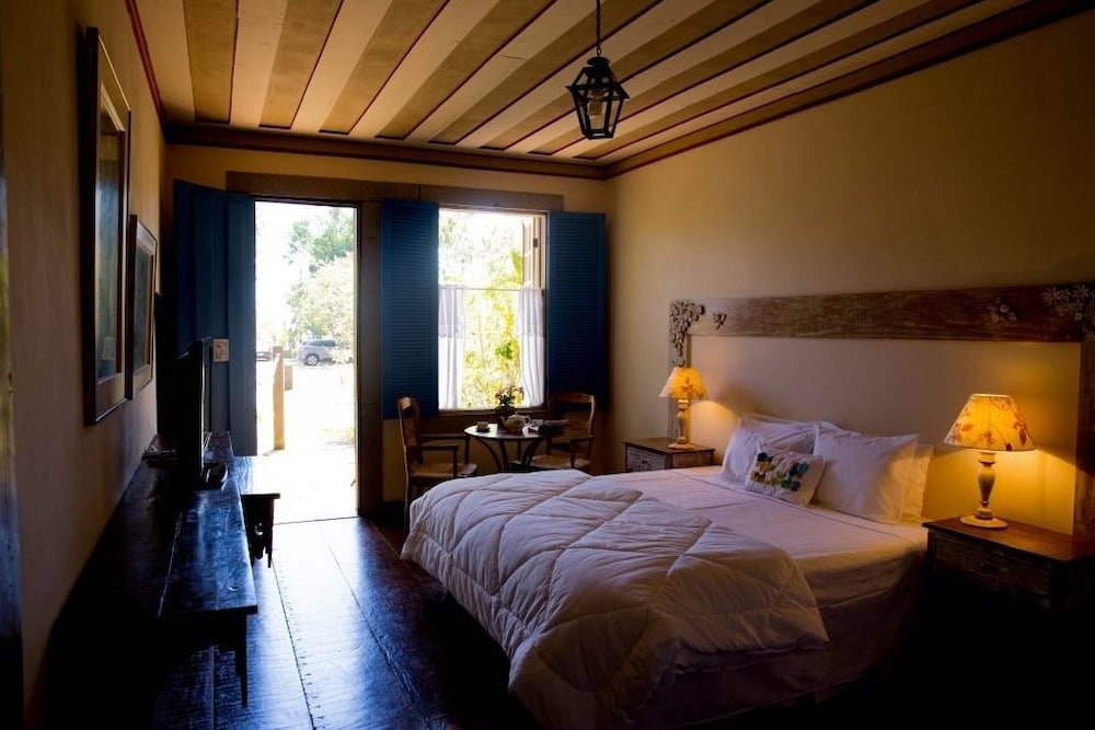 Deluxe Twin Room photo 3