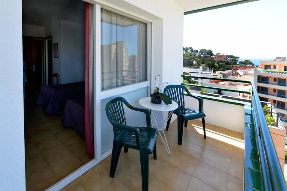 Double Room, Balcony - Photo 4