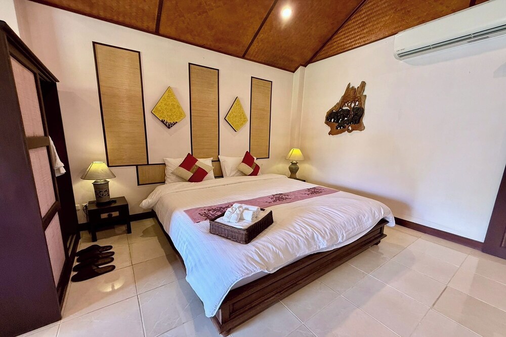 Deluxe Room, 1 King Bed