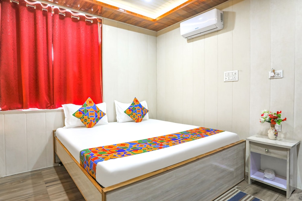 Deluxe Room - Photo 1