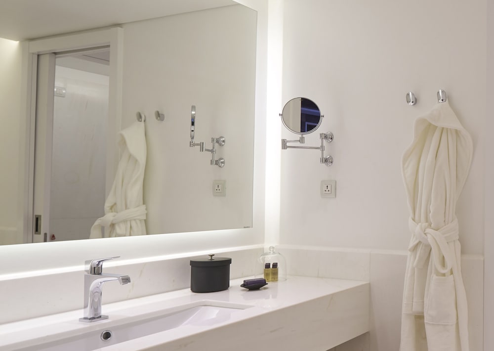 Duplex (Suite) - Photo 7
