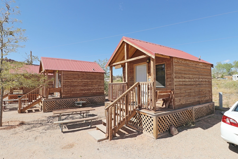 Deluxe Cabin - Full Bed photo 1
