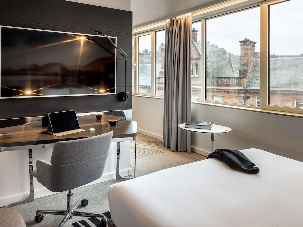 Suite, 1 Queen Bed photo 1