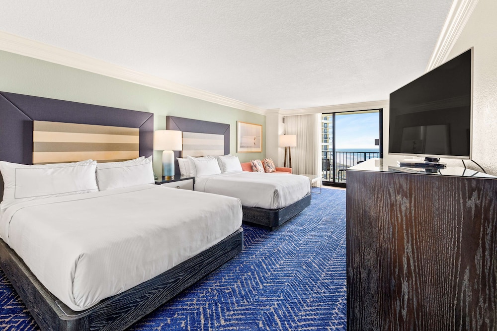 2 Queen Beds, Beach View