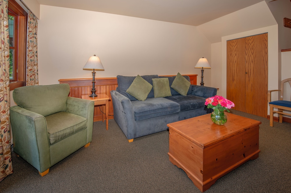 Executive Room, Non Smoking, Garden View - Photo 5