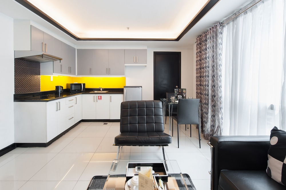 One Bedroom Deluxe photo 2