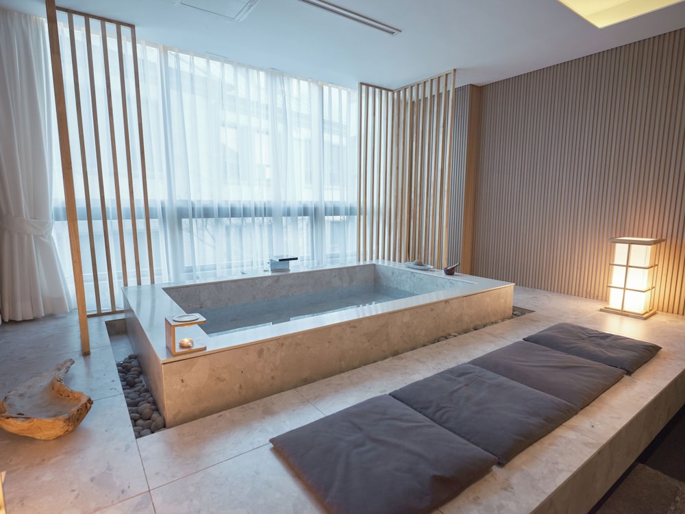 Annex Private Spa Suite - Photo 11