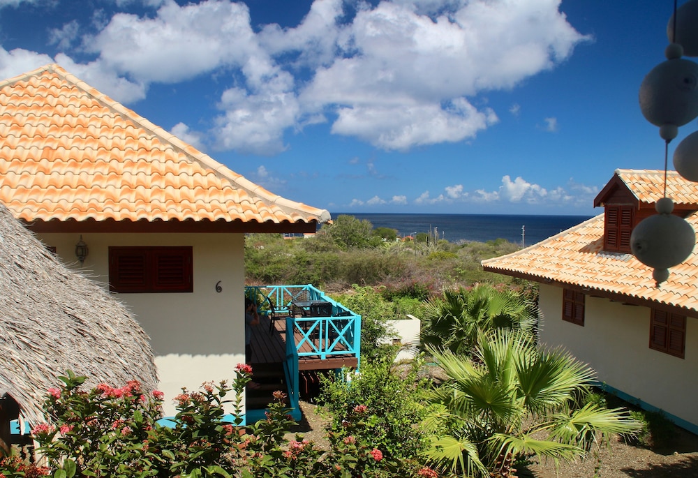 Deluxe Bungalow, 2 Bedrooms photo 2
