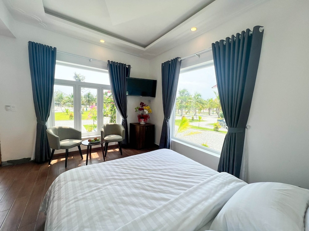Full Villa photo 2