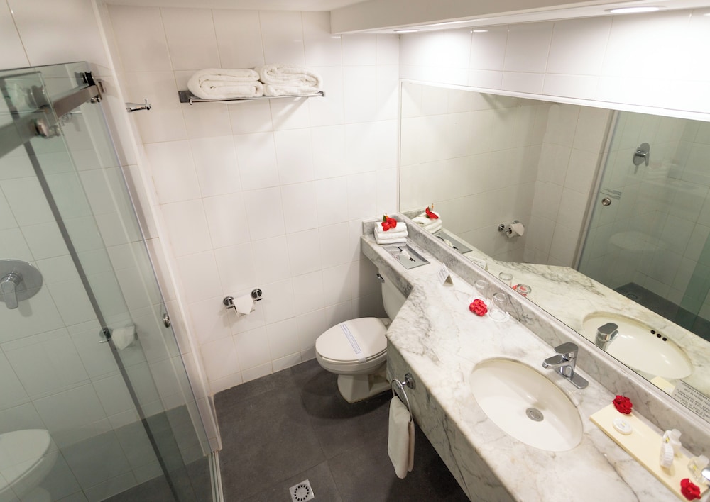 Standard Room, Partial Ocean View photo 2