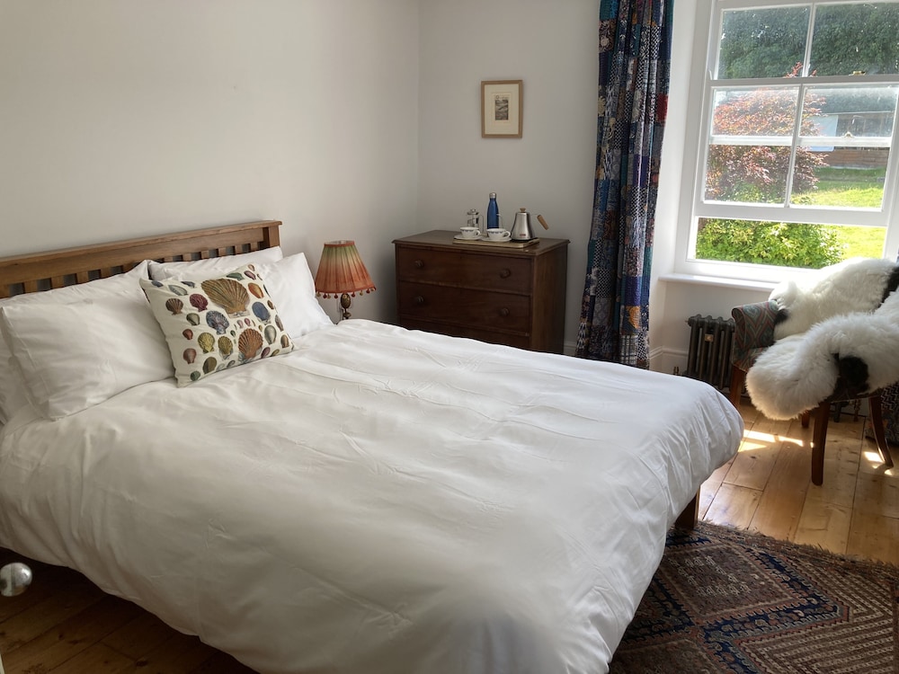 Double Room, Ensuite, Garden View photo 1