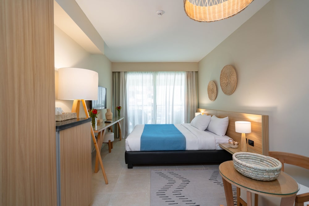 Ground Deluxe Suite Double Sheraton View