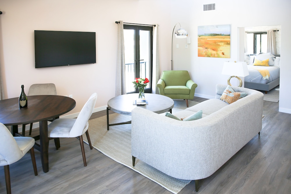 Executive Loft, 2 Bedrooms photo 1