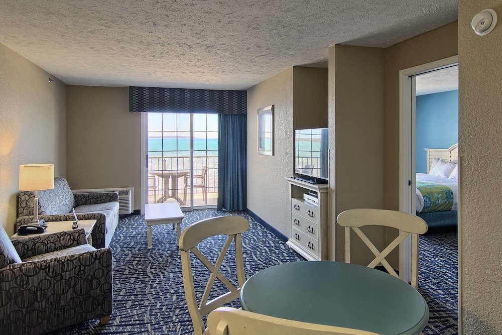 Family Suite, Multiple Beds, Beach View
