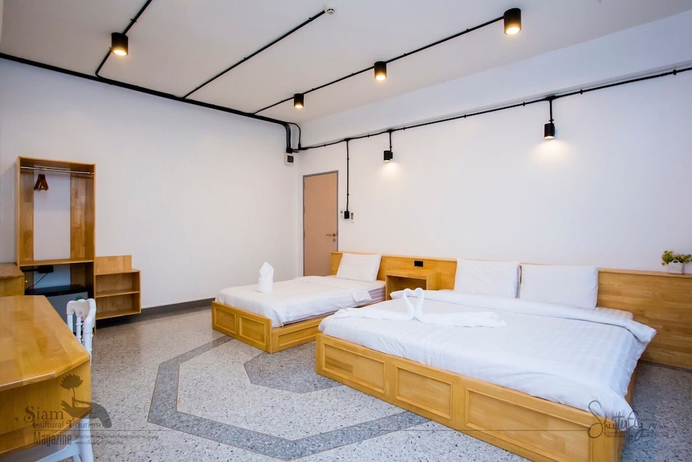 Deluxe Triple Room photo 2