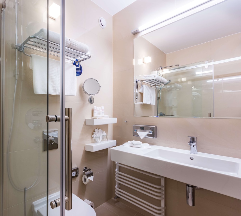 Standard Room - Photo 14