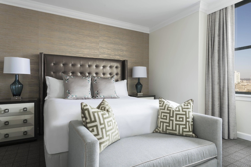 Executive Suite, 1 Bedroom - Photo 5