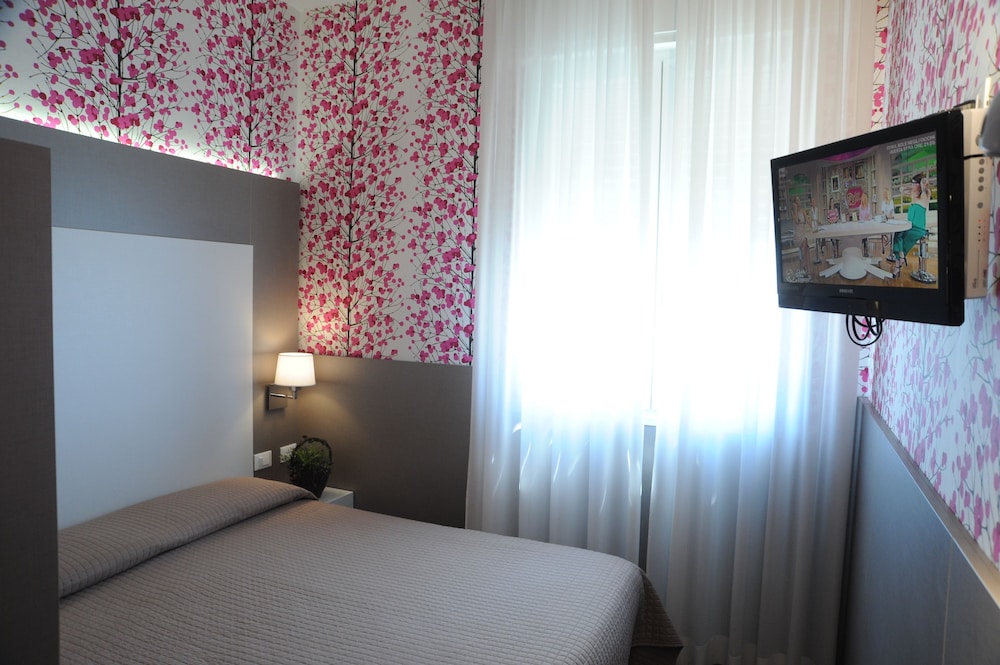 Basic Room - Photo 2