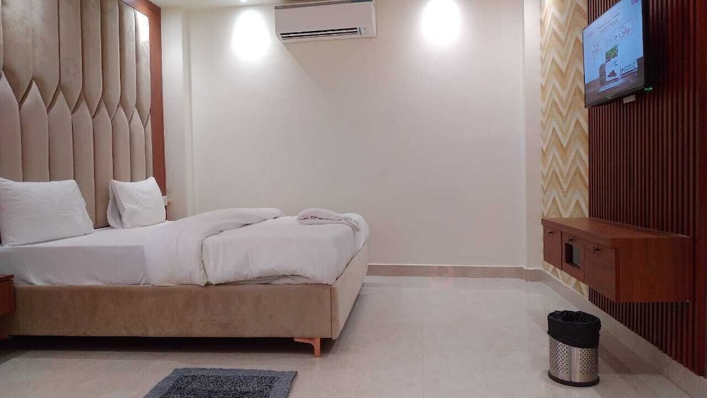 Deluxe Double Room - Photo 4