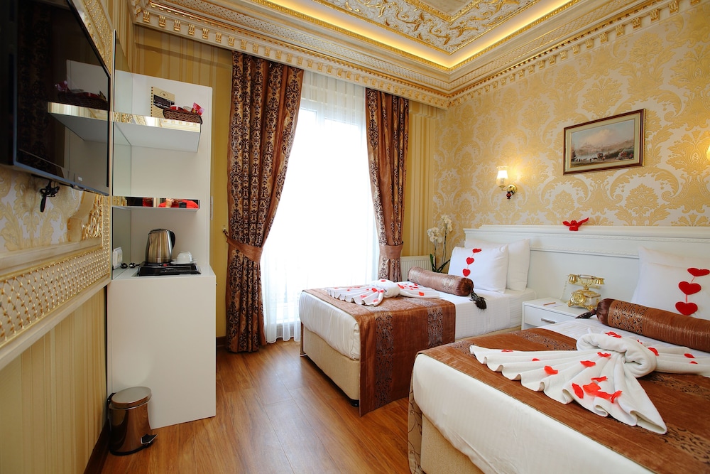 Standard Double or Twin Room (Extra Bed) photo 2