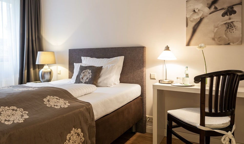 Business Single Room