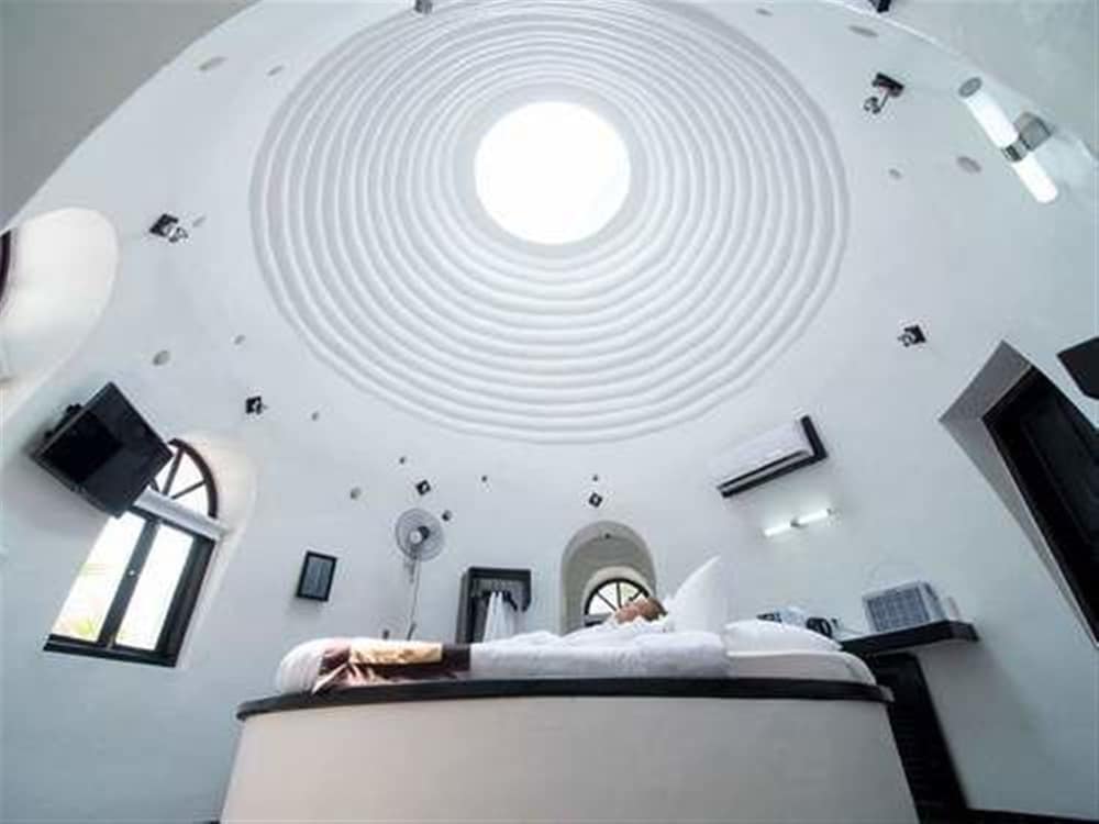 Dome Room