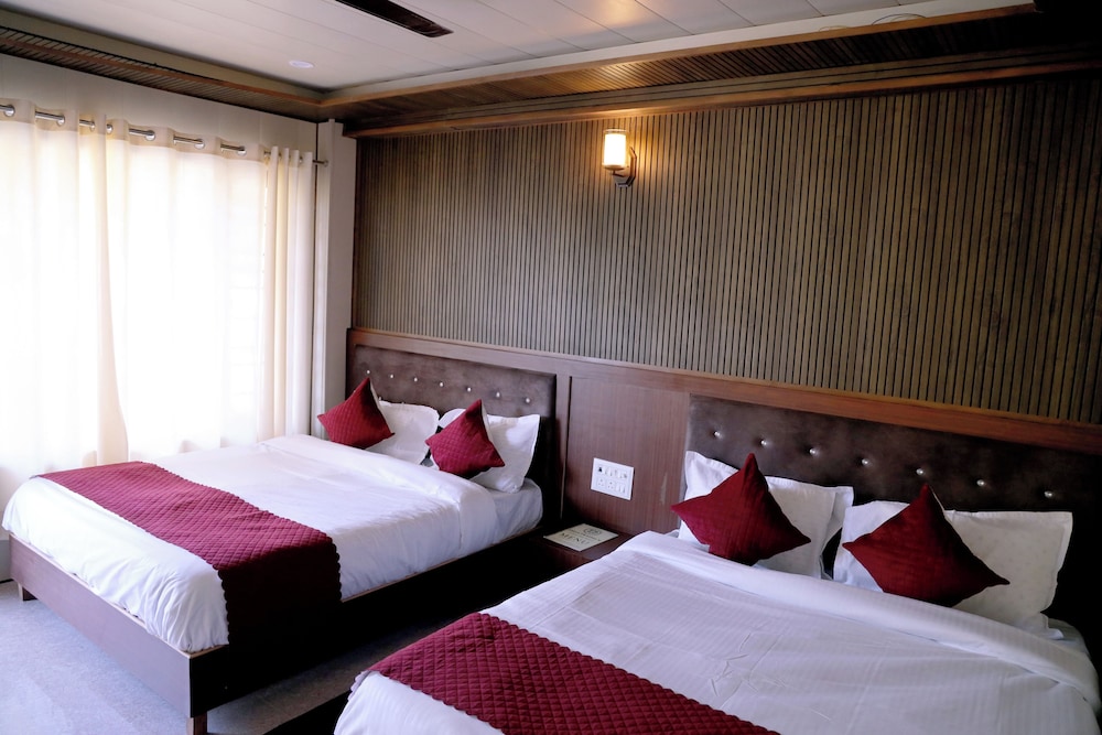 Family Quadruple Room, River View