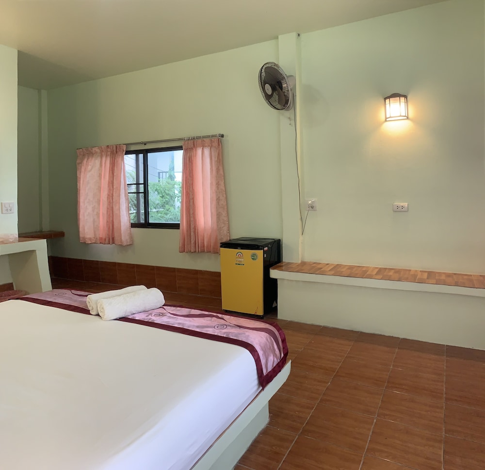 Basic Room photo 2
