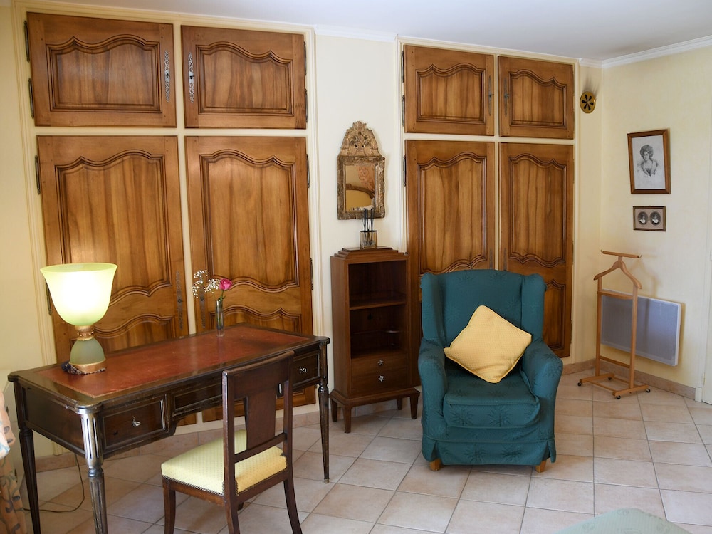 Deluxe Double or Twin Room, Balcony, Garden View photo 2