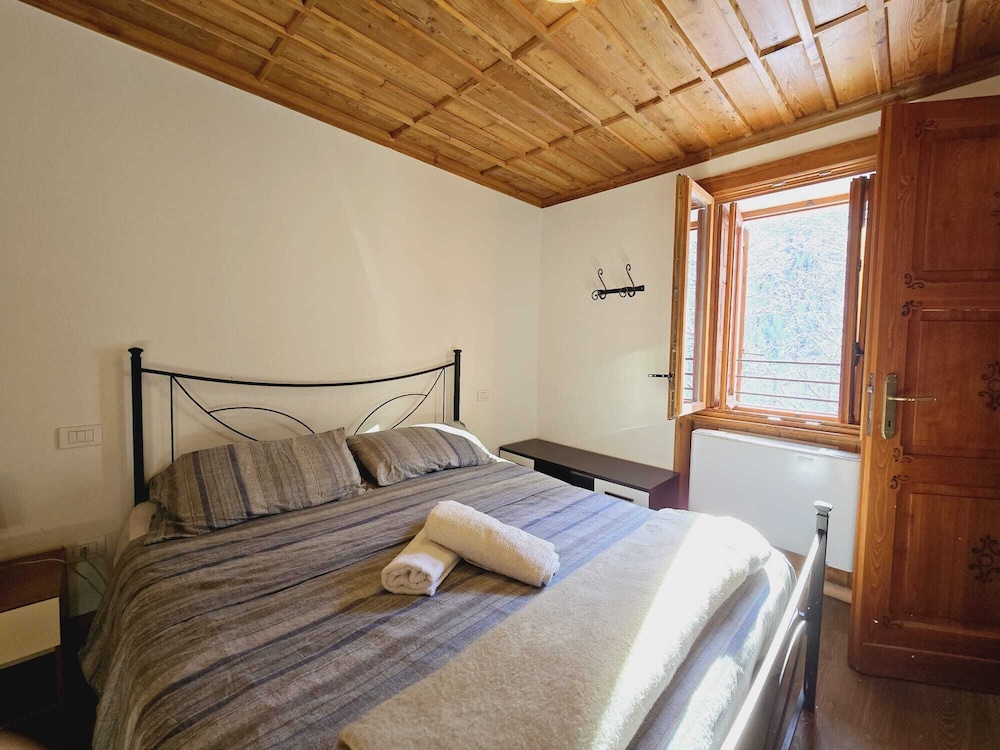Room photo 2