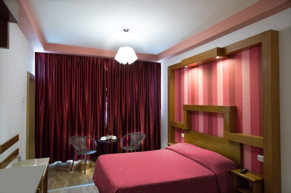 Basic Single Room photo 2