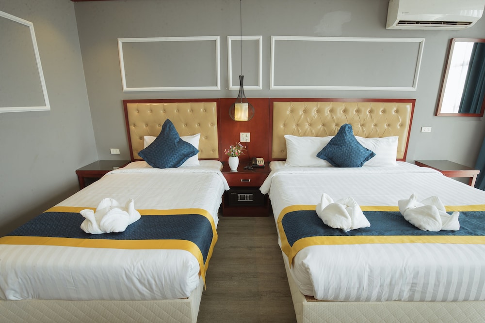 Deluxe Twin Room photo 1