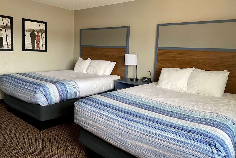 Room, 2 Double Beds, Accessible, Non Smoking (First Floor) - Photo 4