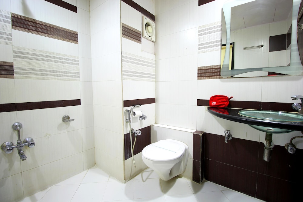 Standard Double Or Twin Room, 1 Double Bed, Private Bathroom photo 3
